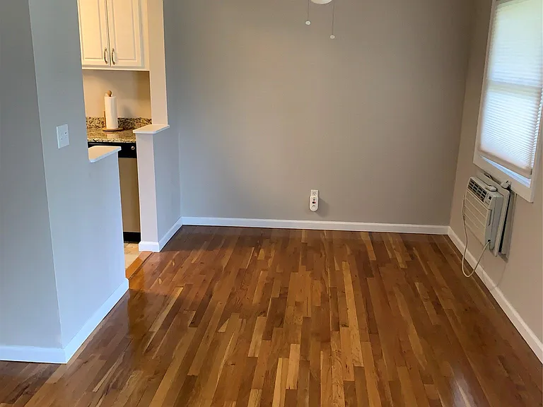10 Oxford Dr #10 — Photo 8