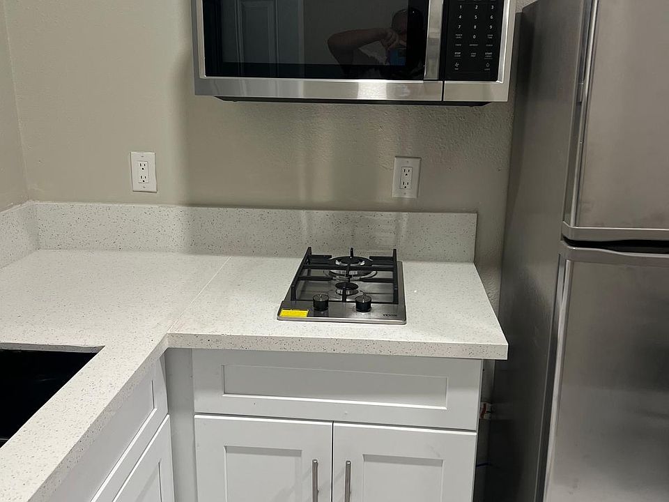 1st image of 1626 Sombrero Dr #2