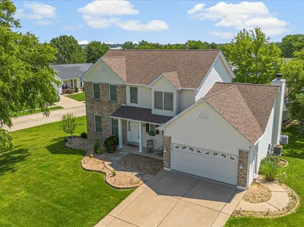 2 Meramec Shores Ct, O'Fallon, MO 63366