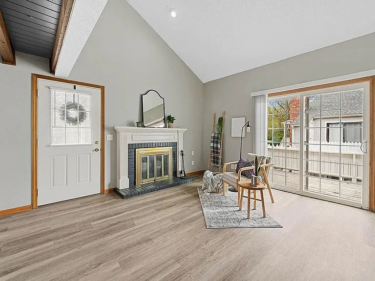 1717 S Cypress St #422 — Photo 3