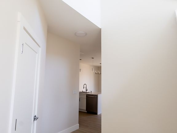 4th image of 3804 NE 55th St #A