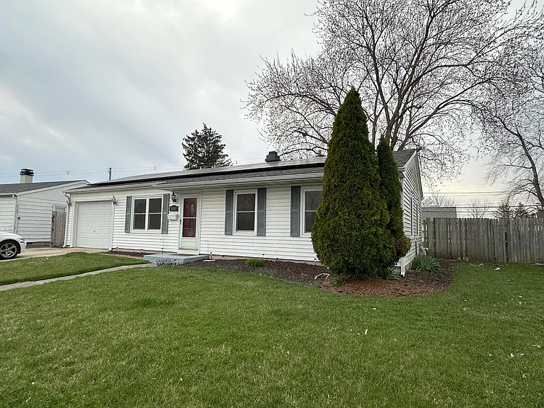 508 Kenyon Ave — Photo 2