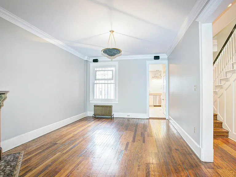 1419 Monroe St NW — Photo 5