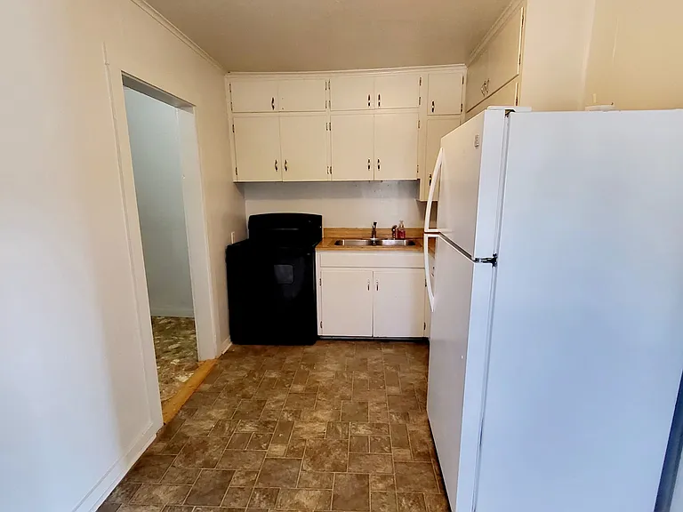 1205 S Lancaster St — Photo 7