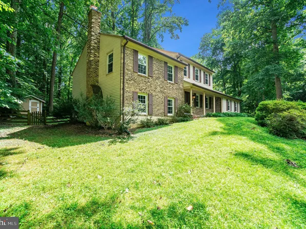 11819 Clara Way, Fairfax Station, VA 22039