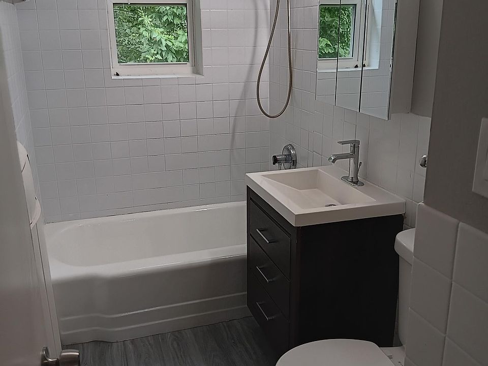 2nd image of 91 Folly Brook Blvd #3