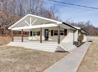 6811 Stringer Rd, Clermont, GA 30527