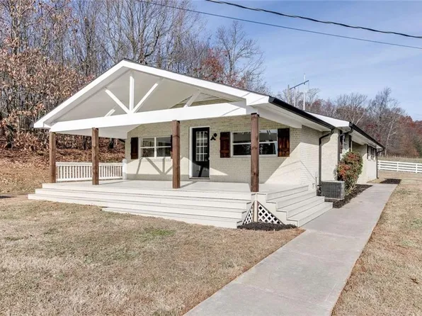 6811 Stringer Rd, Clermont, GA 30527