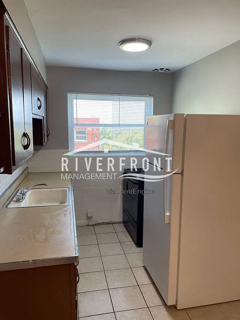 1 bed, 1.0 bath, 800 sqft, $725 — Photo 2