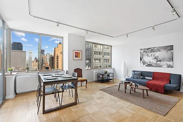 Sold by Compass | media 2