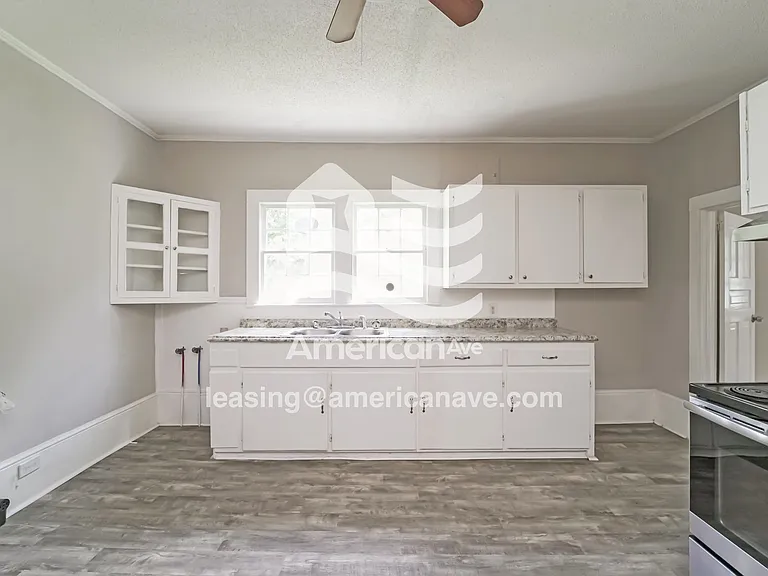 17639_007_kitchen_13750889.jpg