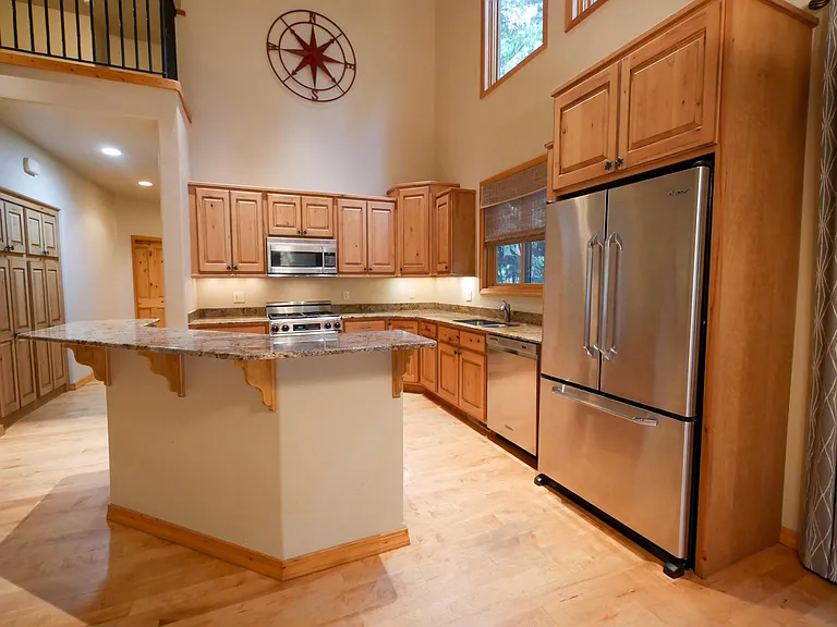 1917 Racquet Ct — Photo 7