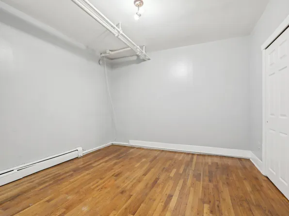 162 Fairview Avenue image 16 of 24