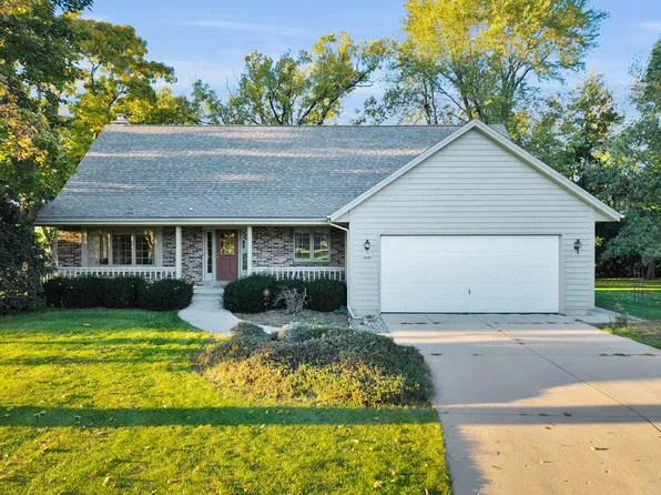 6196 Oak brook DRIVE, Burlington, WI 53105