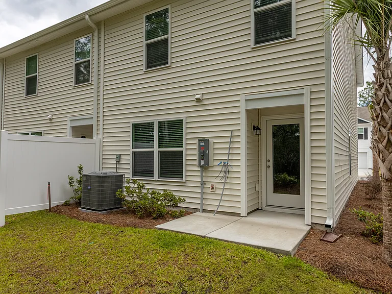 627 Golden Resin Rd — Photo 2