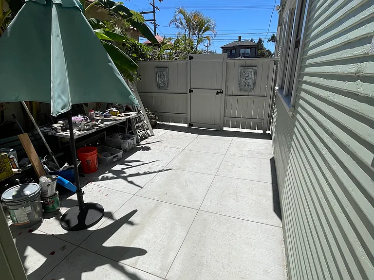 1066 Robinson Ave #1 — Photo 32