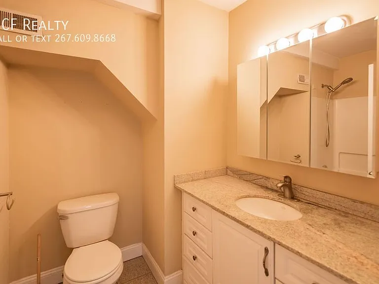 535 Spruce St #B — Photo 19