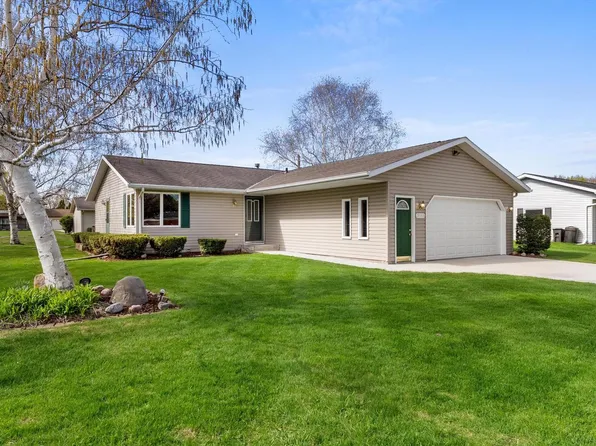 3903 Madeline LANE, Manitowoc, WI 54220
