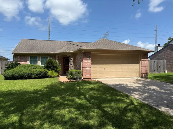 2806 Great Lakes Ave, Sugar Land, TX 77479