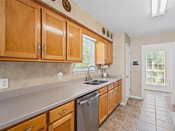 5th image of 6740 Barnes Dr E