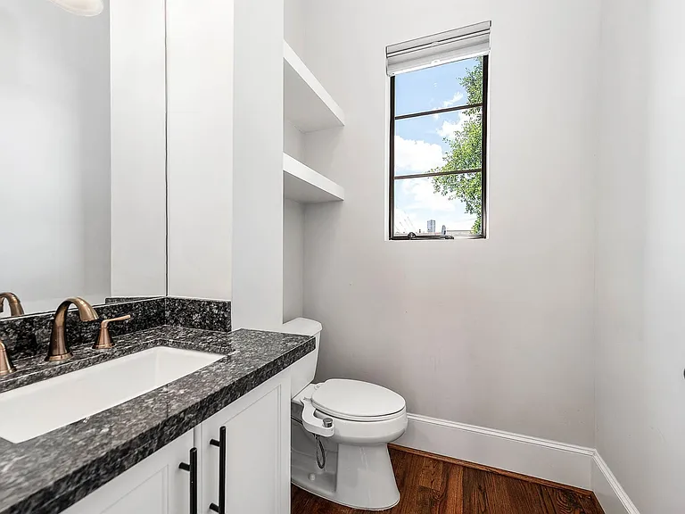 5733 Winsome Ln — Photo 18