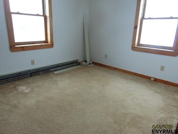 4th image of 118 Empie Ln
