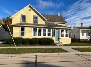 1606 20th St, Two Rivers, WI 54241