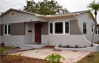 1st image of 324 36th Ave NE