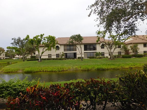 3rd image of 5241 Brisata Cir APT B