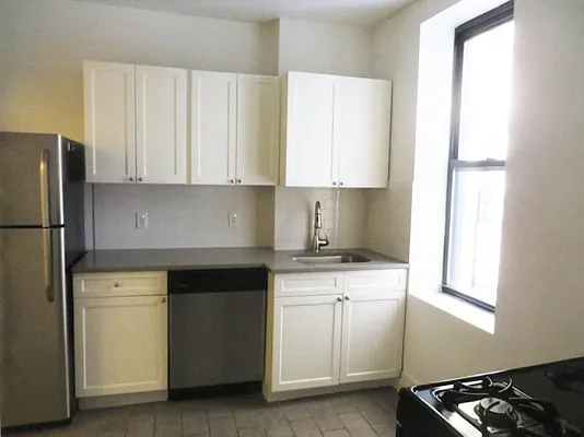 Rented by Bohemia Realty Group | media 33