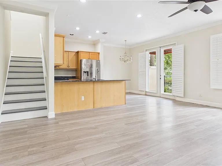 505 S Tampania Ave #7 — Photo 5