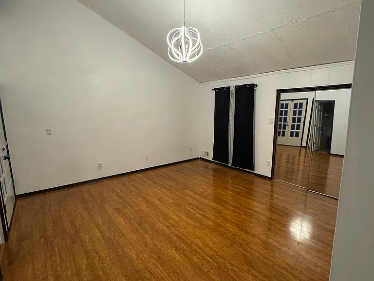 8991 Mandarin Dr — Photo 14