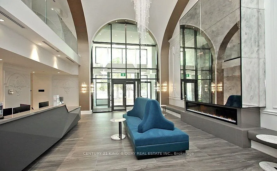 2 bed, $2,900 — Photo 4