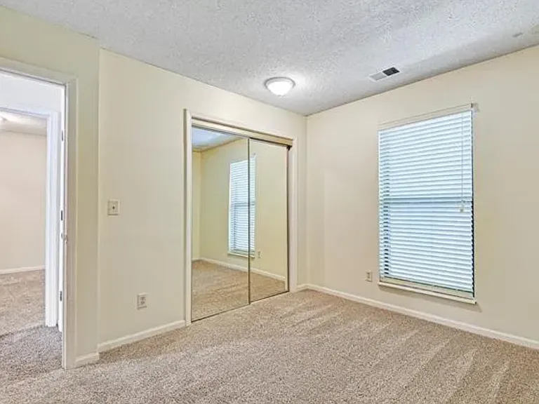 13330 Walnut St — Photo 18