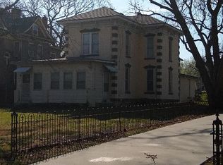 121 SW Western Ave, Topeka, KS 66606