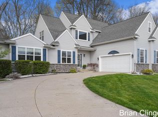 8591 Rainbows End Rd SE, Caledonia, MI 49316