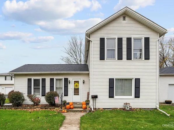 220 W 1st St, Sandwich, IL 60548