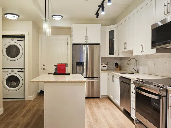 8233 208b St #A513, Langley, BC V2Y 2B2