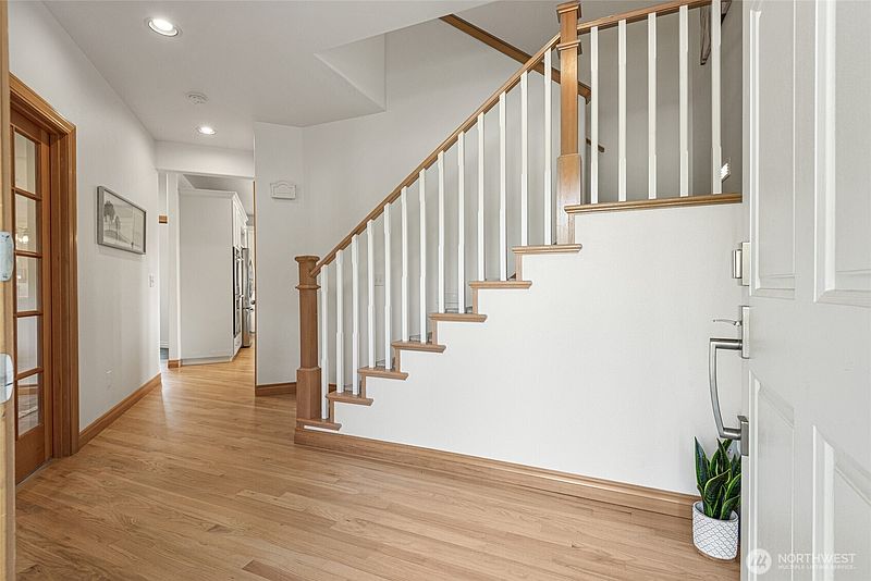 3rd image of 4300 144th Street SE