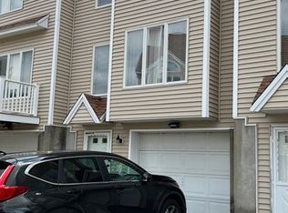 25 Tobey Rd UNIT 53, Dracut, MA 01826