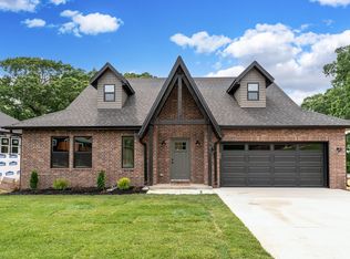 965 S 21st Ave, Ozark, MO 65721