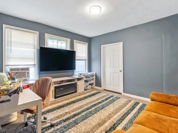 54-56 Cedar Ave, Newark City, NJ 07106