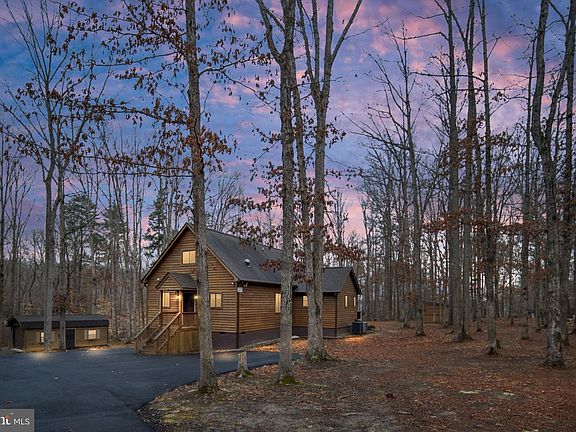 3rd image of 10706 Ropers Run