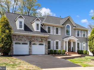 43518 Golden Meadow Cir, Ashburn, VA