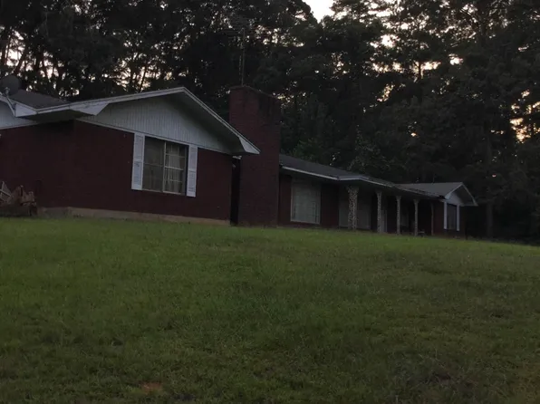 216 Post Dr, Farmerville, LA 71241