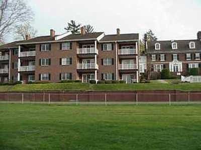 1st image of 6 W Terrace Ave APT 9