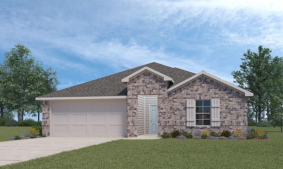 1st image of 208 Comal Dr