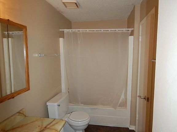 4th image of 3423 Chandler St #A