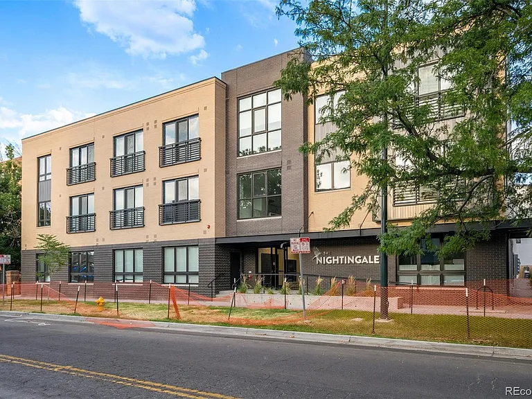 2120 N Downing St #210 — Photo 12