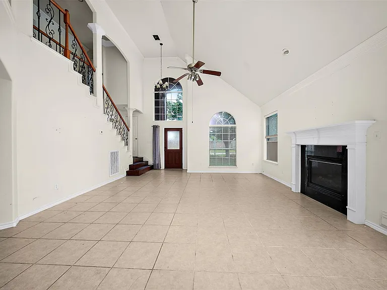3603 Lauderwood Ln — Photo 4